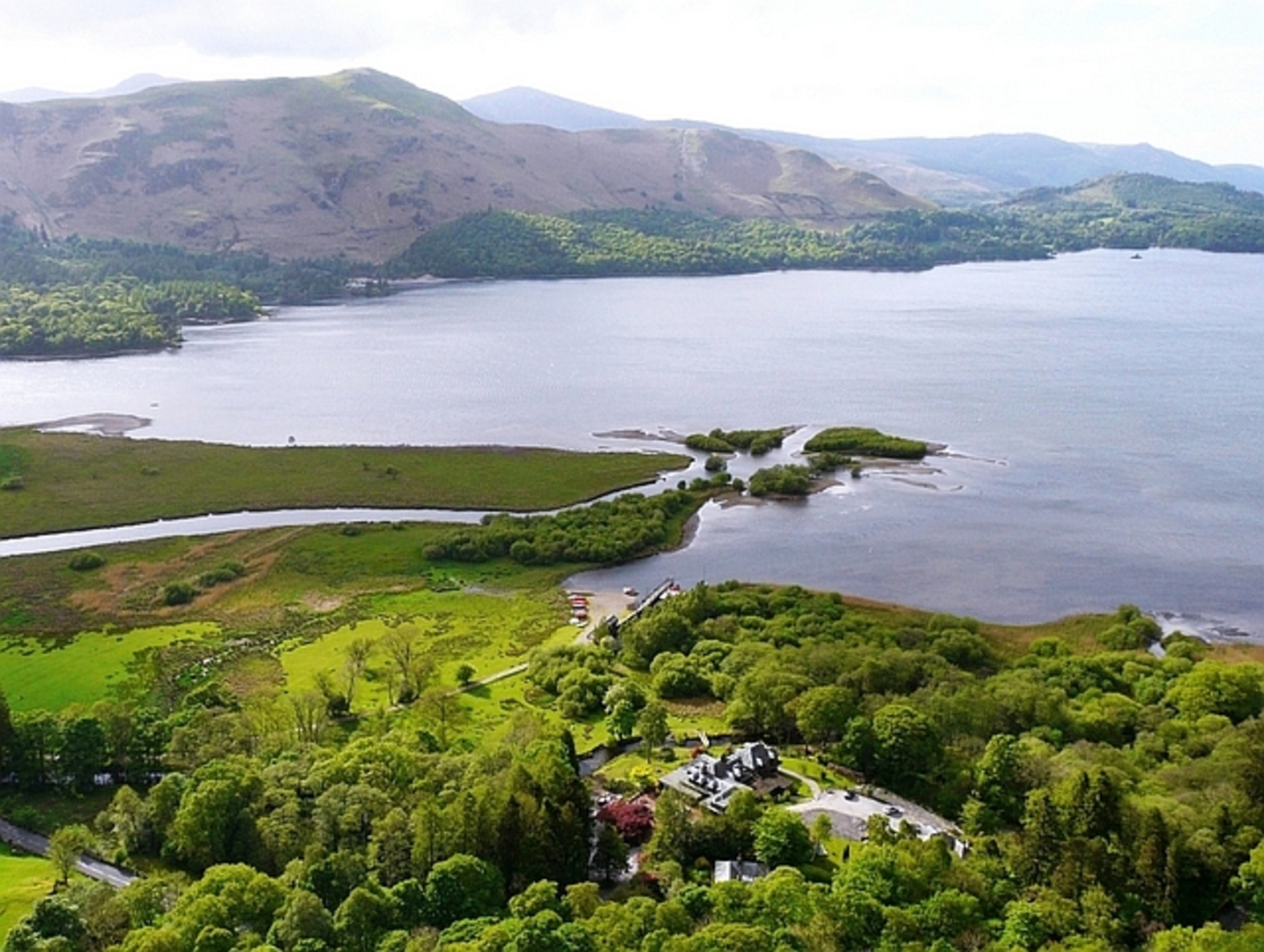 An image depicting the trail Derwent Water Loop from Crow Park and its surrounding area.