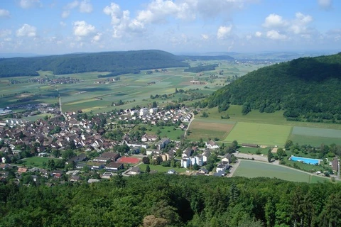 An image depicting the trail Schaffhausen - Eschheimertalweg Trail and its surrounding area.