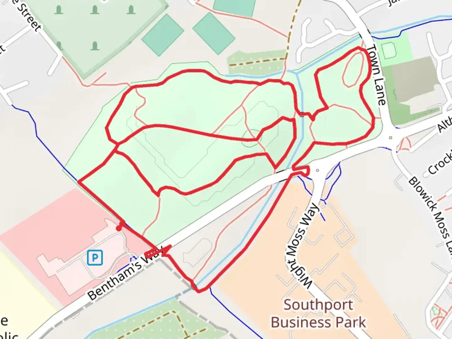 An image depicting the trail Kew Woods Forestry Commission Loop and its surrounding area.