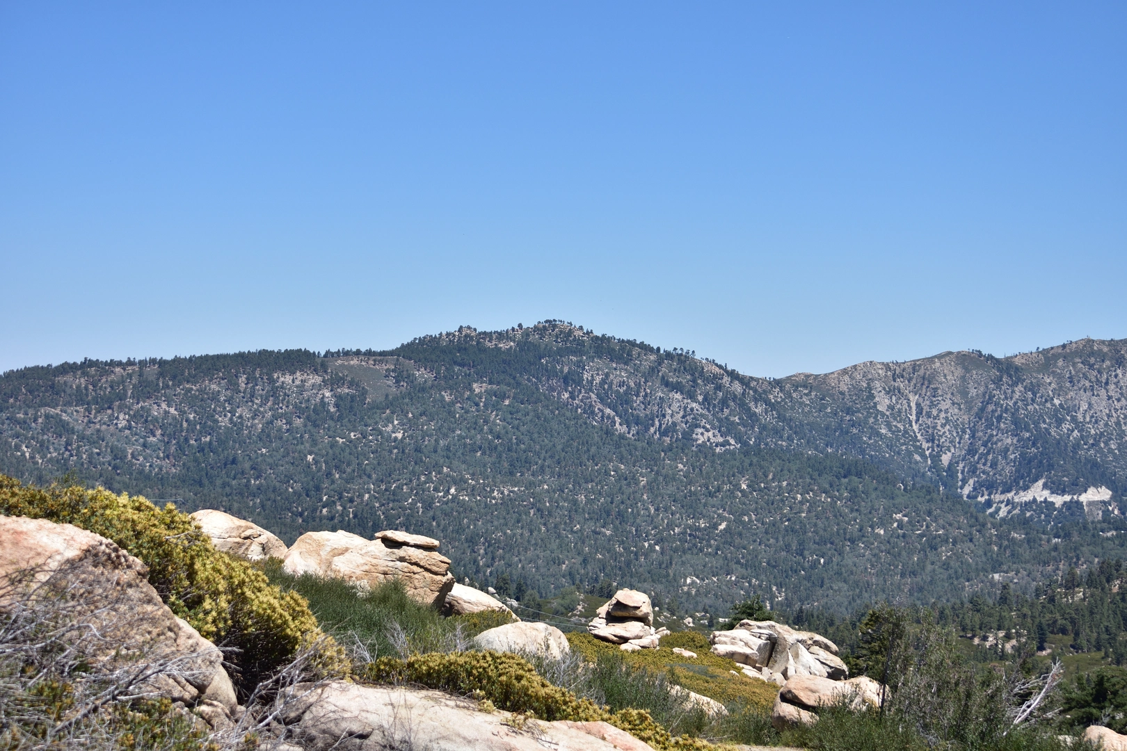 An image depicting the trail Crafts Peak and its surrounding area.