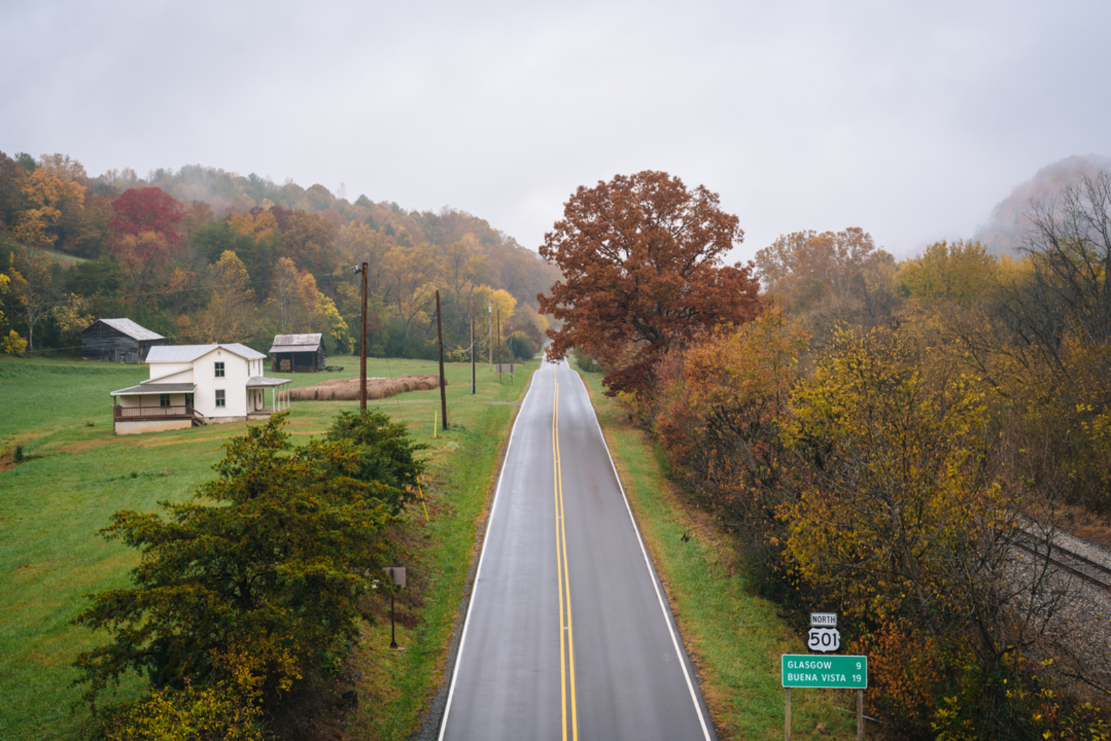 An image depicting the trail Little Rocky Row Trail and its surrounding area.
