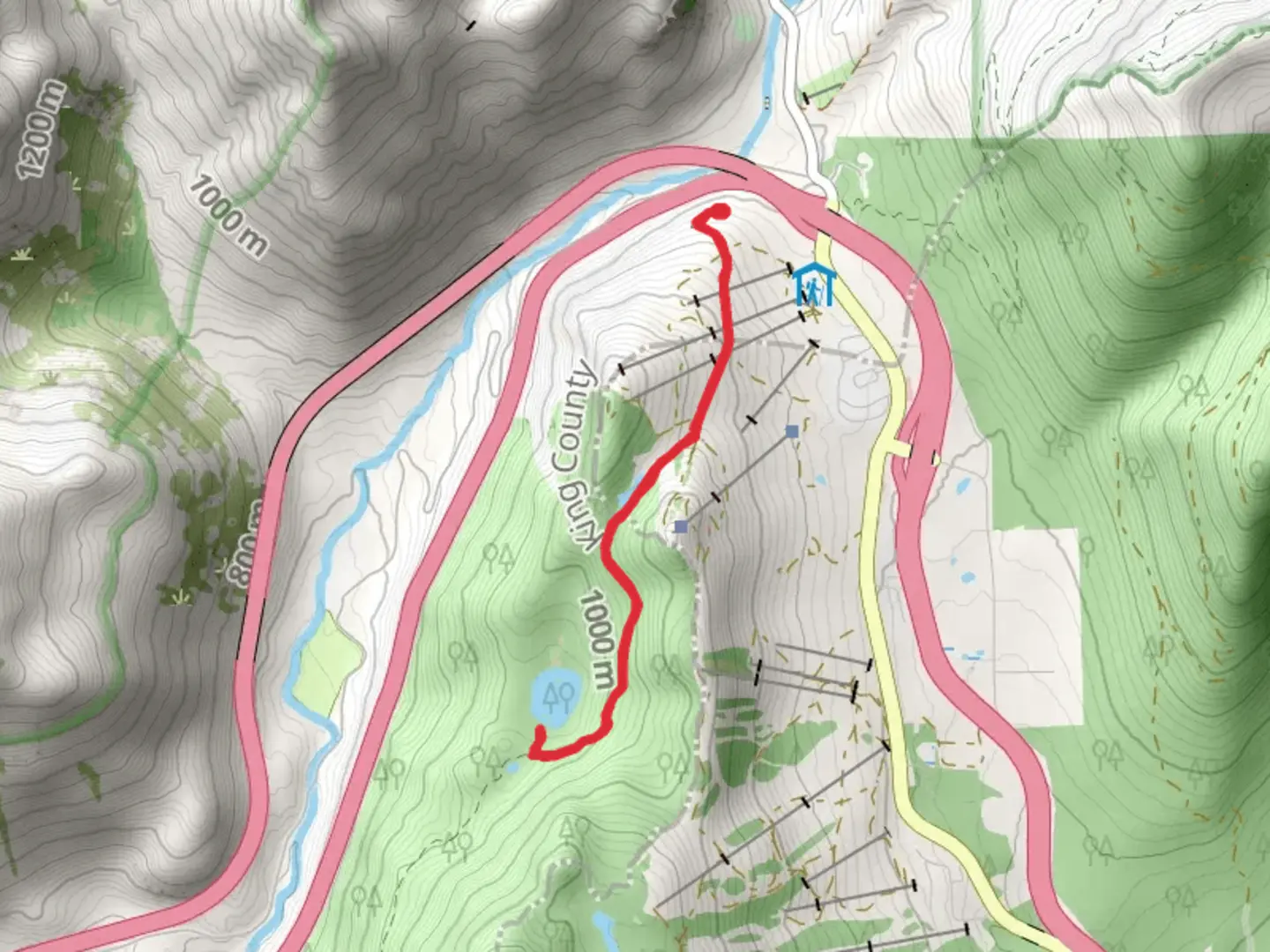 An image depicting the trail Lodge Lake via Pacific Crest Trail and its surrounding area.