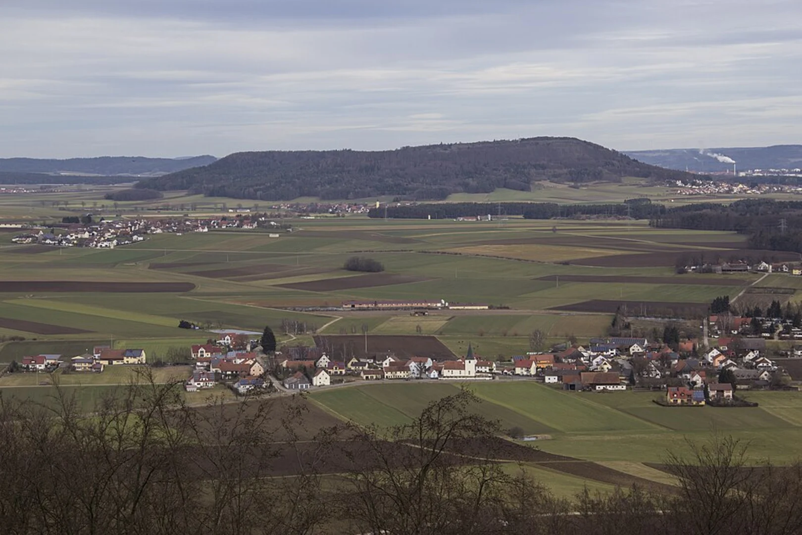 An image depicting the trail Zollhaus to Grimmelshofen Walk via Buhl and its surrounding area.