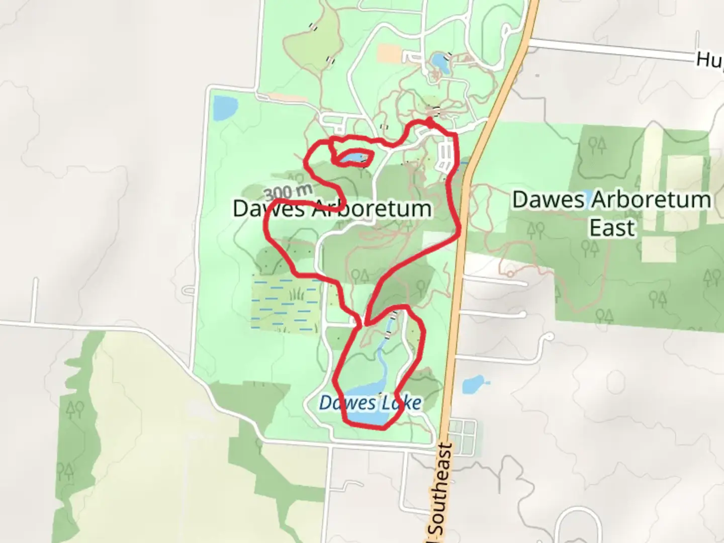 An image depicting the trail Dawes Lake - Dawes Arboretum Loop and its surrounding area.