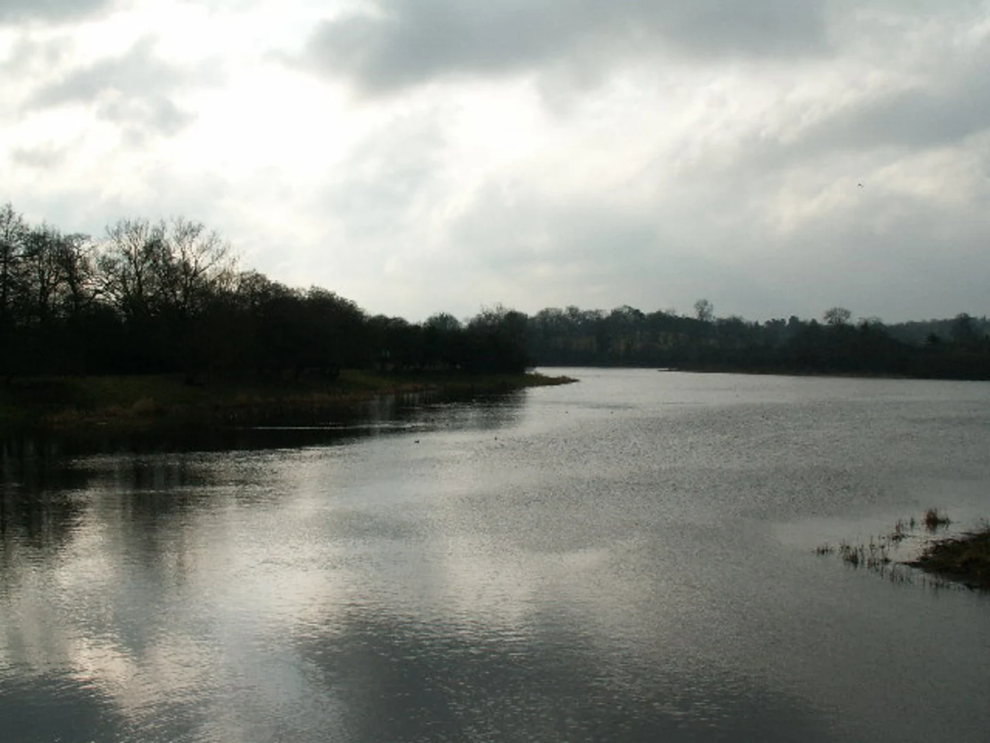 An image depicting the trail Barnt Green and Lower Bittell Reservoir Loop and its surrounding area.