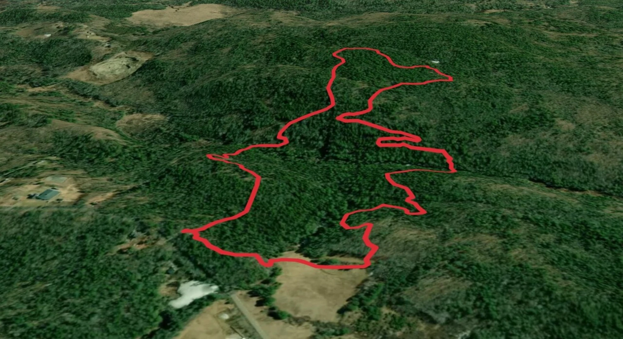 An image depicting the trail Middle Road Loop - East and its surrounding area.