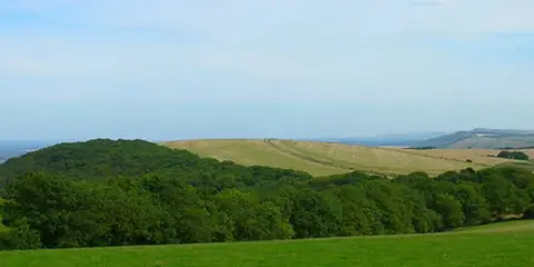 An image depicting the trail Littleton Farm to Amberley and its surrounding area.