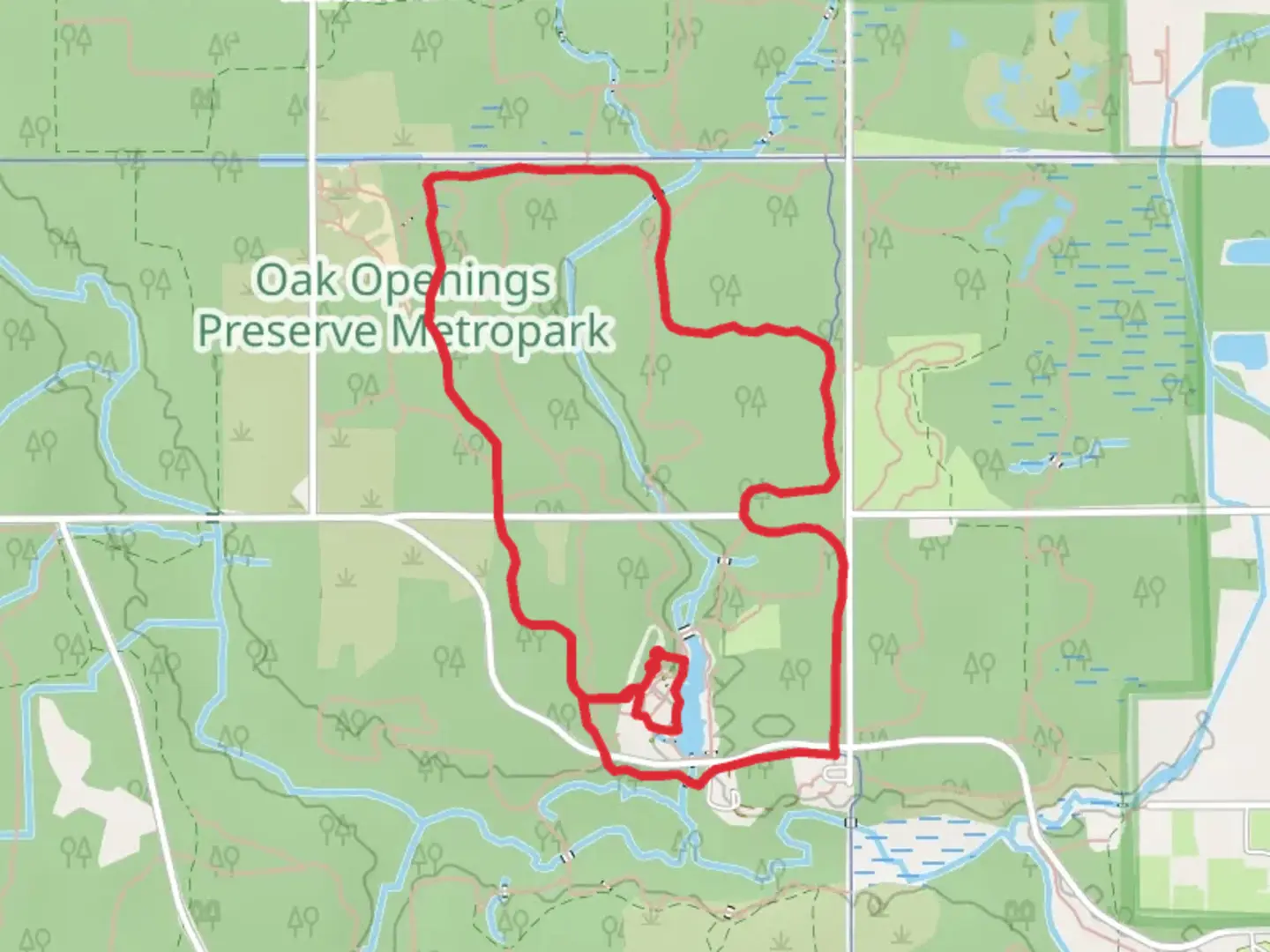 An image depicting the trail Mallard Lake and Oaks Loop Trail and its surrounding area.