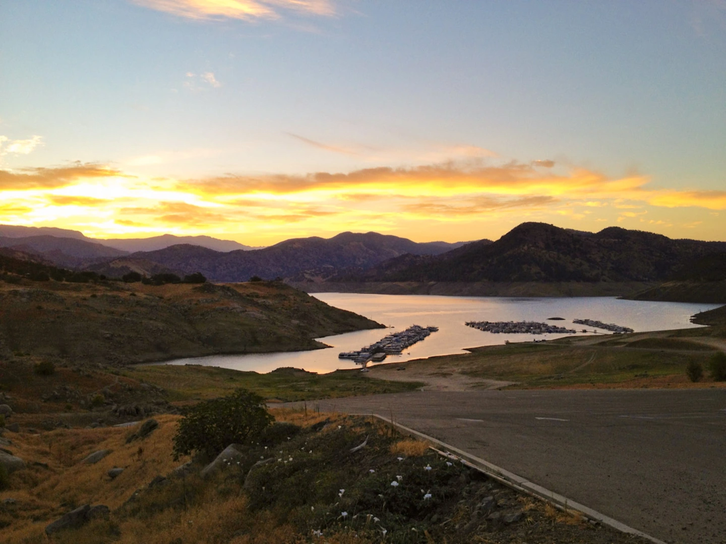 An image depicting the trail Kings River from Bob's Flat Road and its surrounding area.