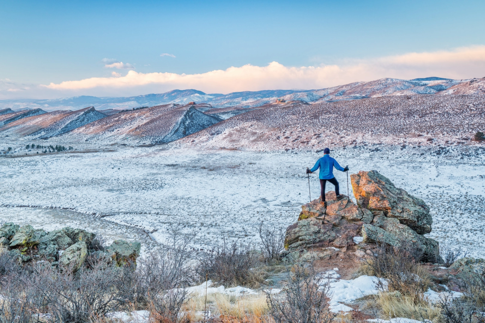 An image depicting the trail Coyote Ridge Trail and its surrounding area.