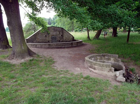 Eisenhügel and Brunnhugel Loop via Hinternah