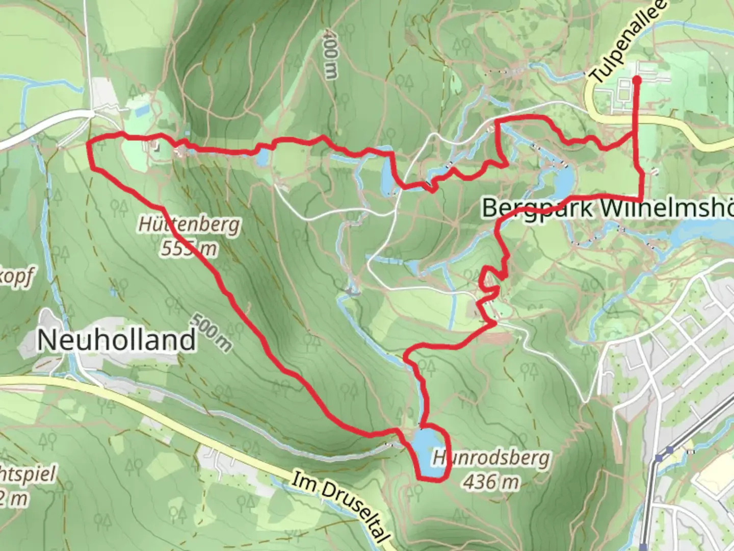An image depicting the trail Fontänenreservoir, Neptunbassin and Hüttenberg via Neuer Burgweg and its surrounding area.