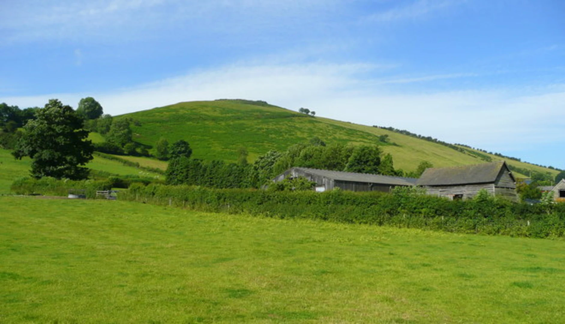 An image depicting the trail The Lawley and Caer Caradoc Loop and its surrounding area.
