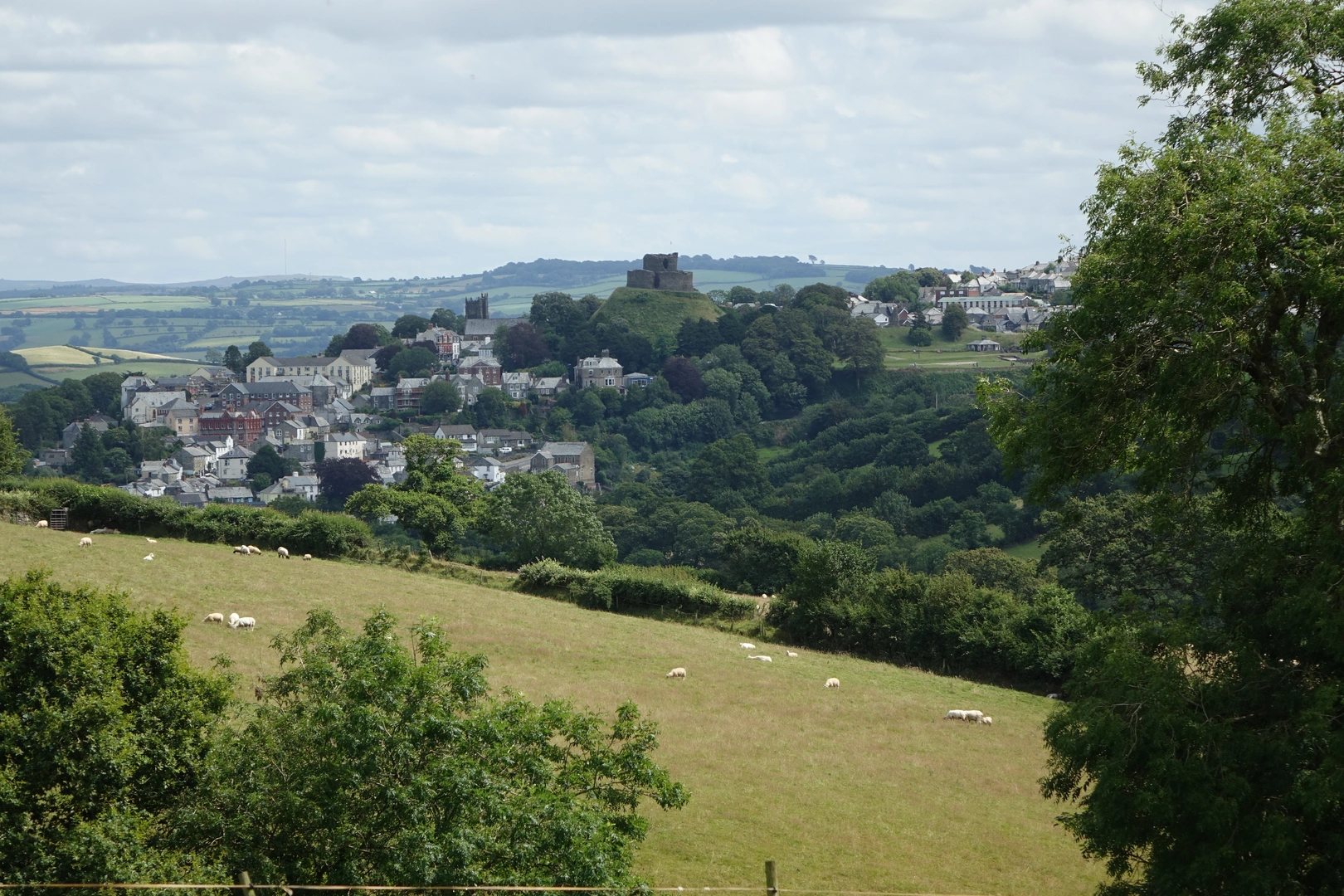 An image depicting the trail King Arthur Way and its surrounding area.