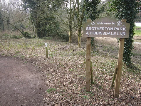 Brotherton Park and Dibbinsdale Nature Reserve Loop