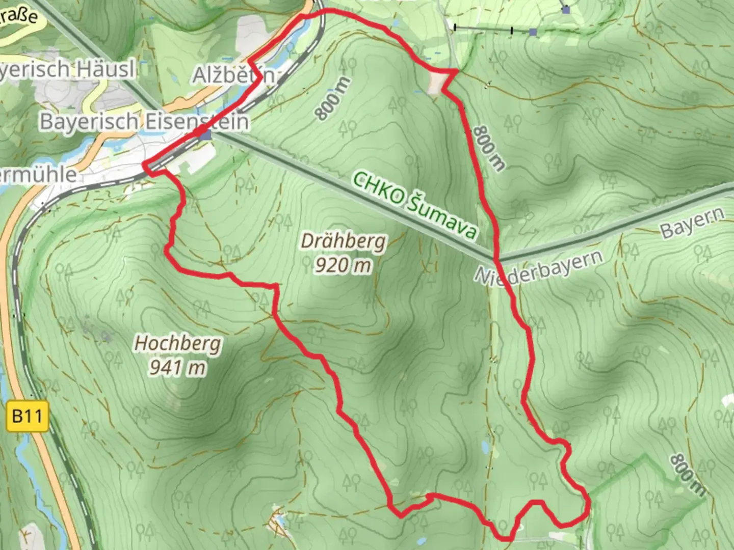 An image depicting the trail Hans Watzlik Hain via Hochbergstraße and its surrounding area.