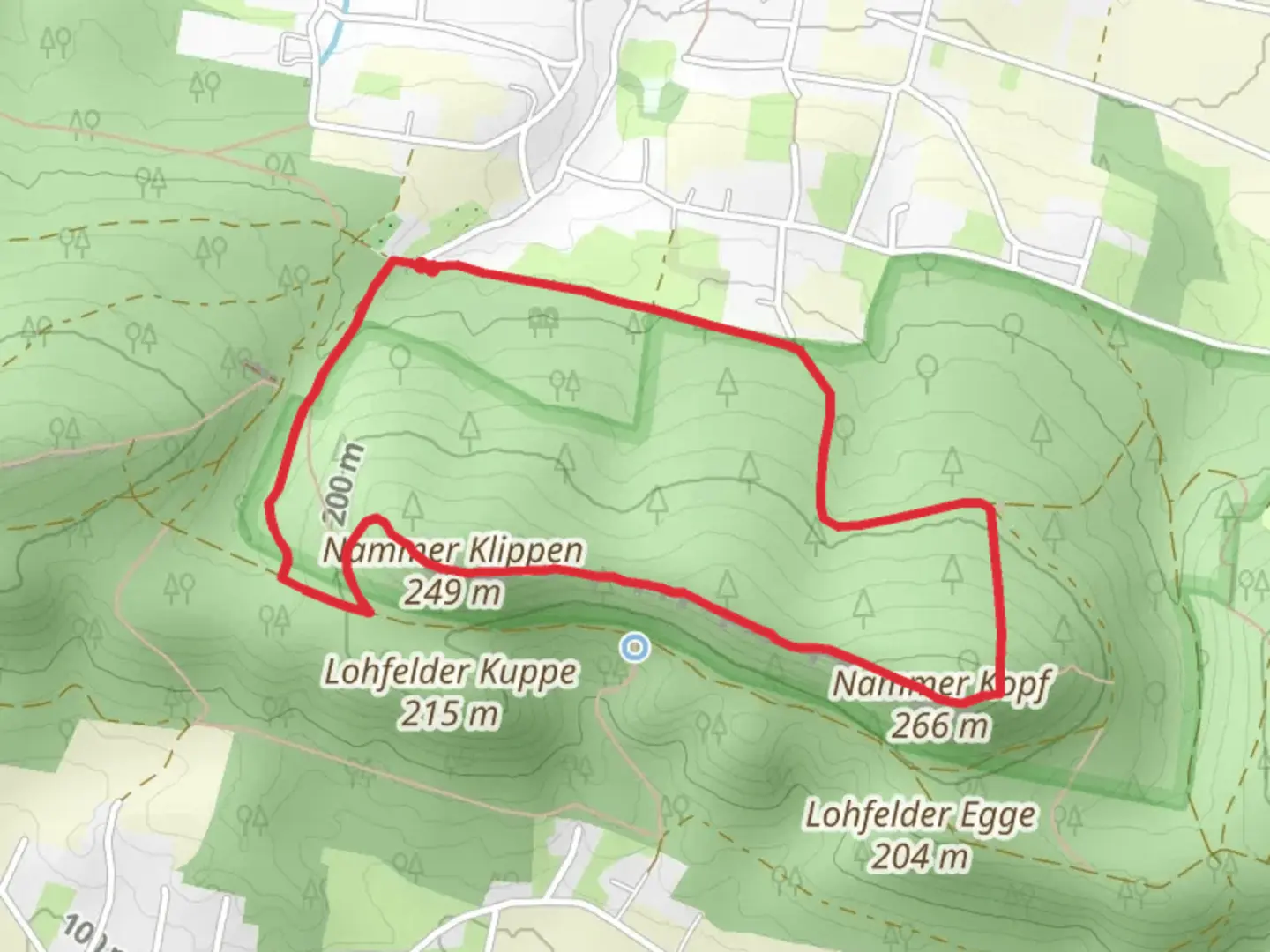 An image depicting the trail Nammer Klippen Loop via Sigwardsweg and its surrounding area.
