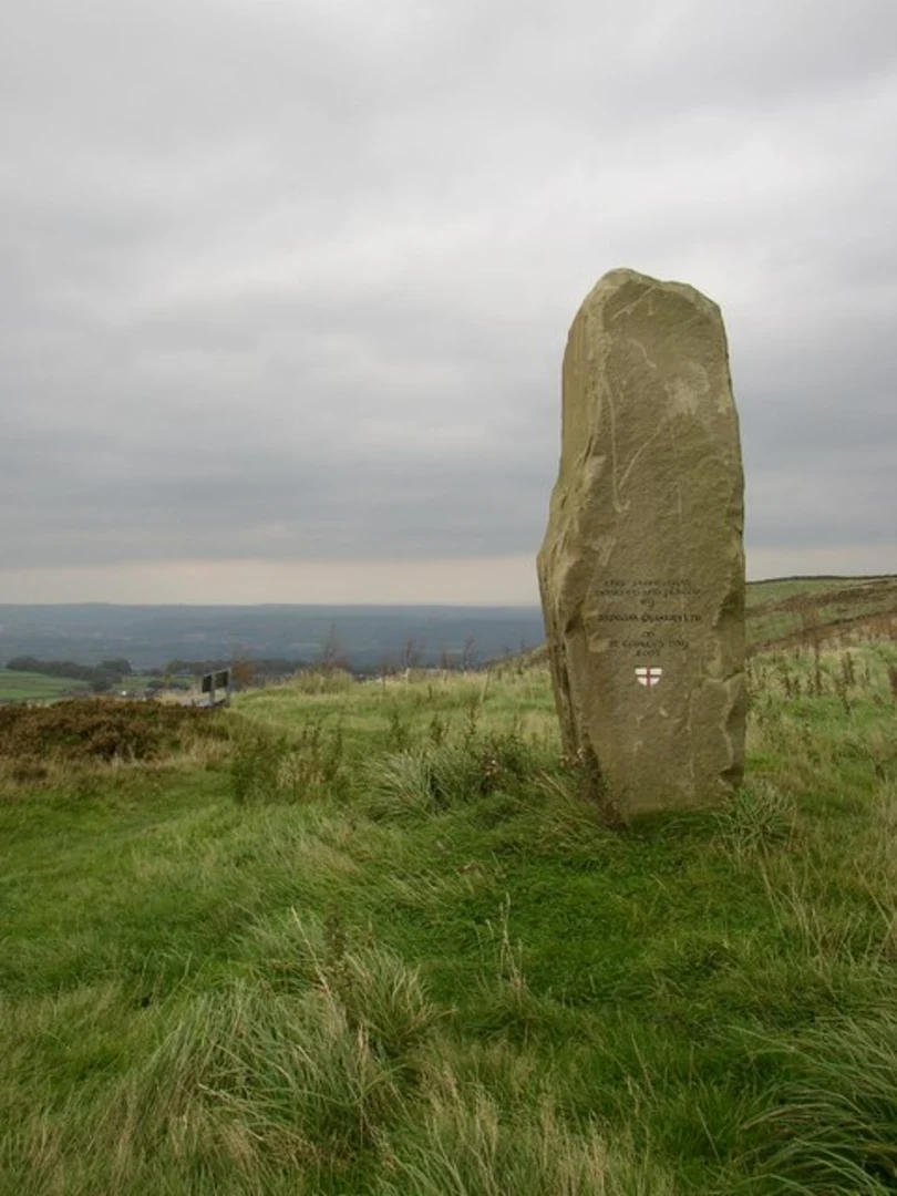 An image depicting the trail Wholestone Hill Loop and its surrounding area.