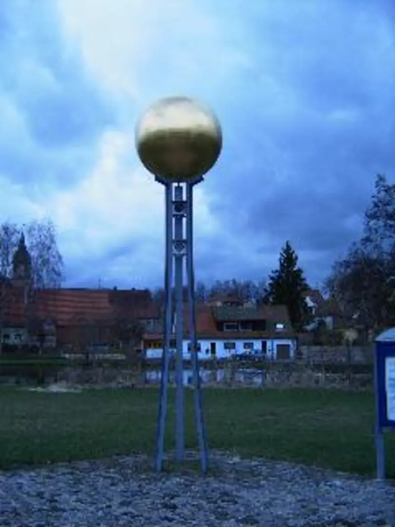 An image depicting the trail Fraenkische Rezat via 26 Judenweg and its surrounding area.