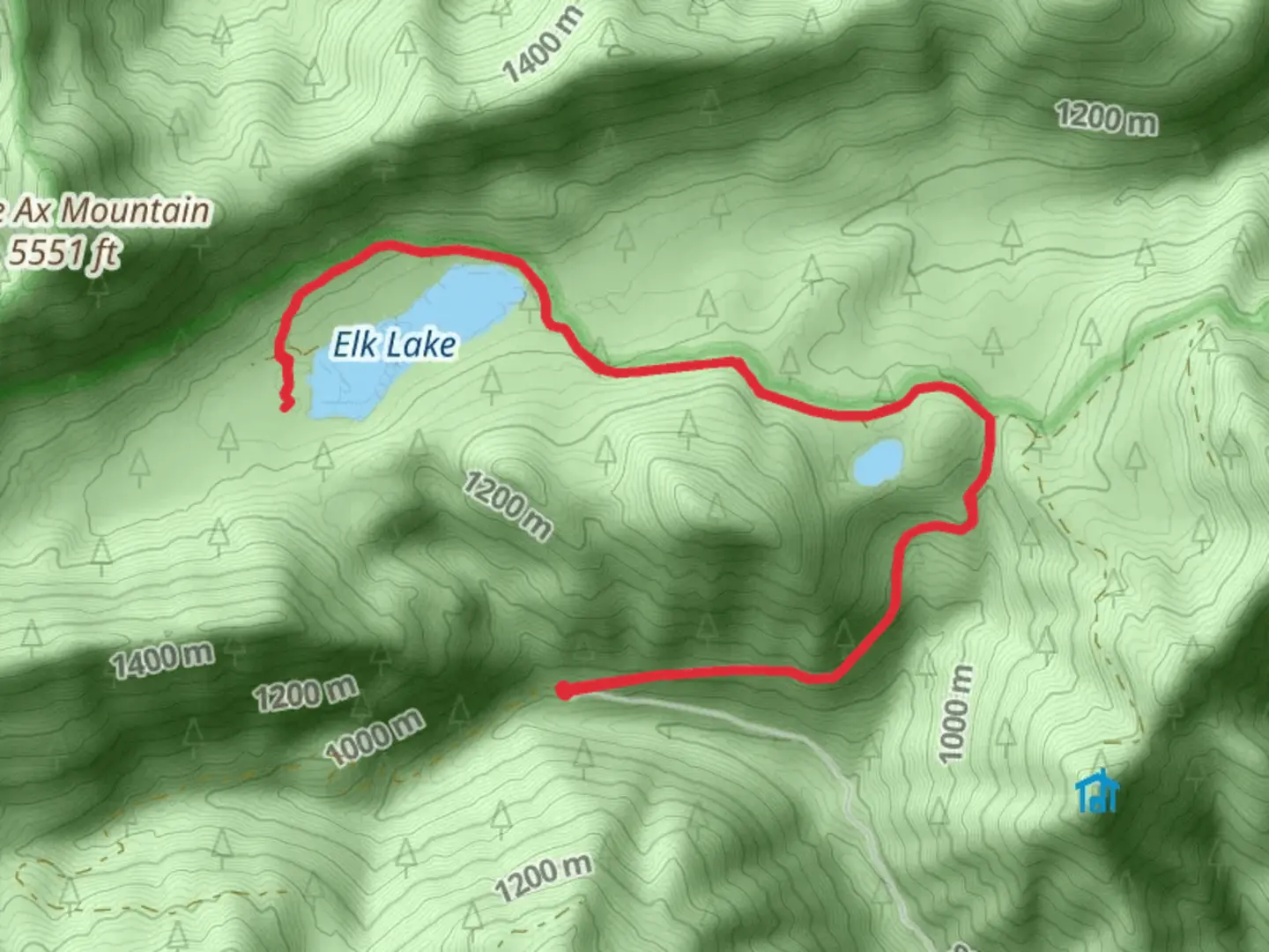 An image depicting the trail Elk Lake and its surrounding area.
