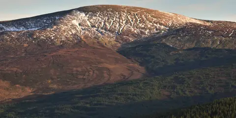 An image depicting the trail Black Hill to Mullaghcleevaun and its surrounding area.