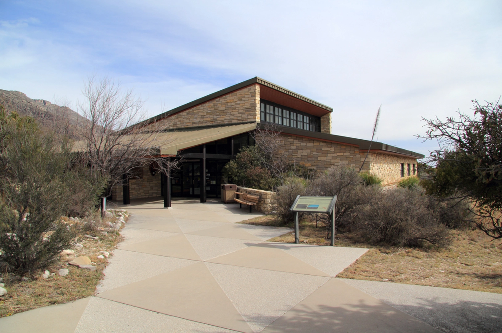 An image depicting the trail Frijole Trail and its surrounding area.