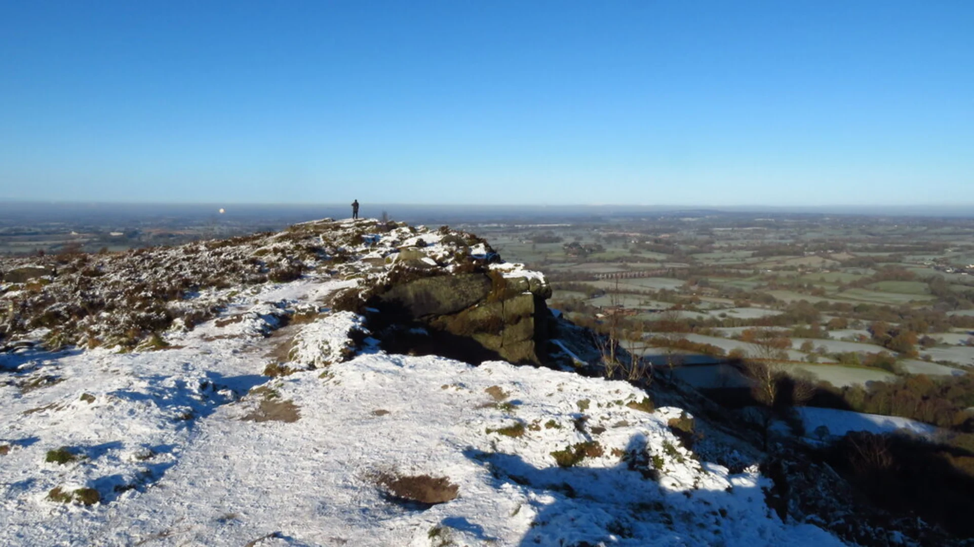 An image depicting the trail Bosley Cloud Loop and its surrounding area.