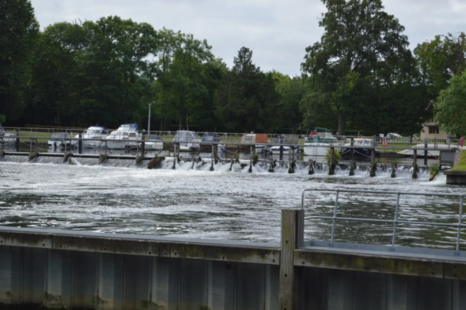 An image depicting the trail River Thames Walk - Marlow and its surrounding area.