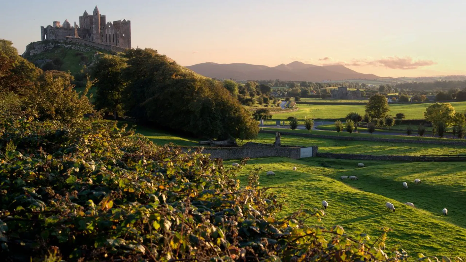 An image depicting the trail Tipperary Heritage Way and its surrounding area.