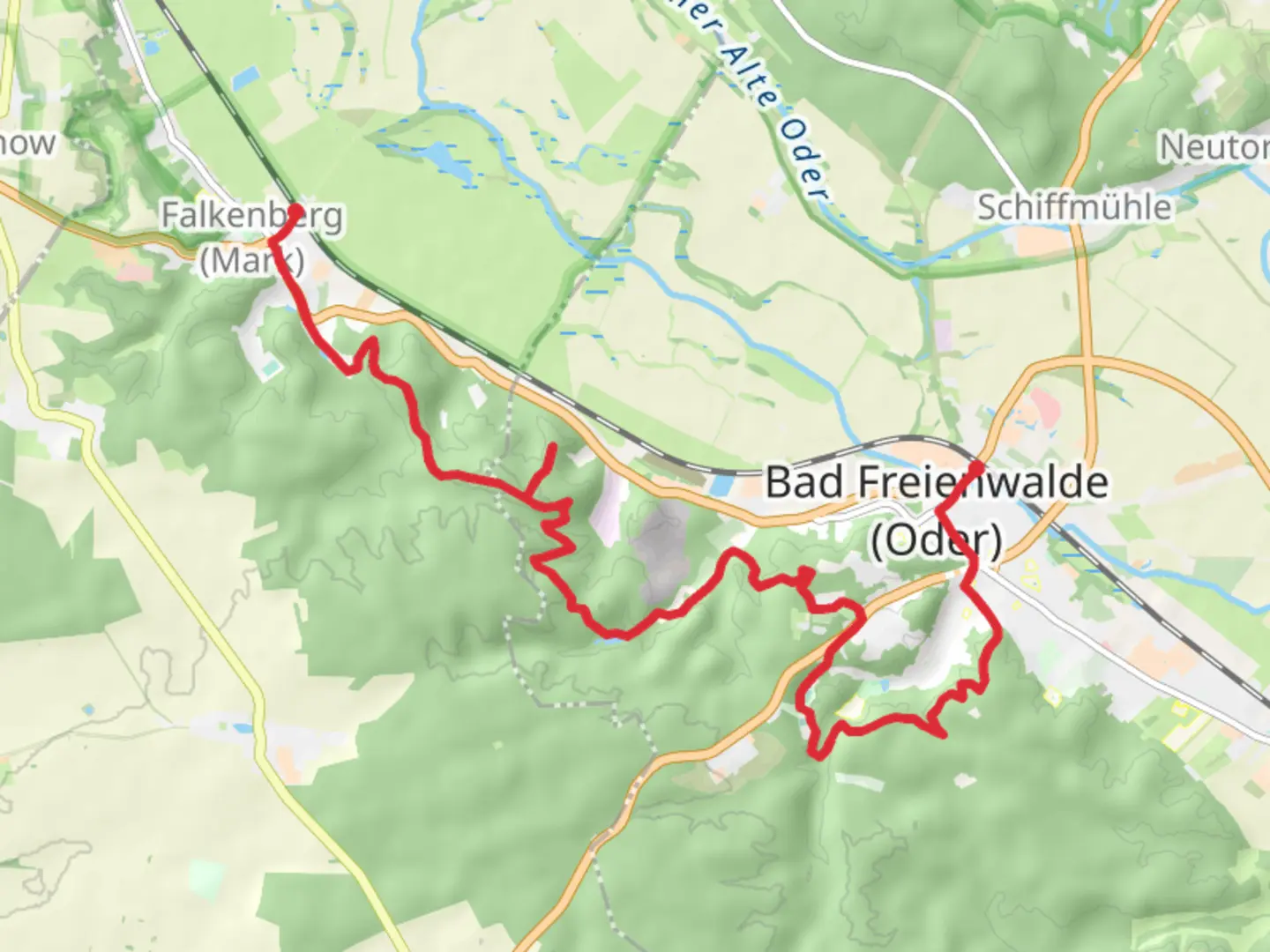 An image depicting the trail Bad Freienwalde to Falkenberg Walk via Teufelsee Kietze and its surrounding area.