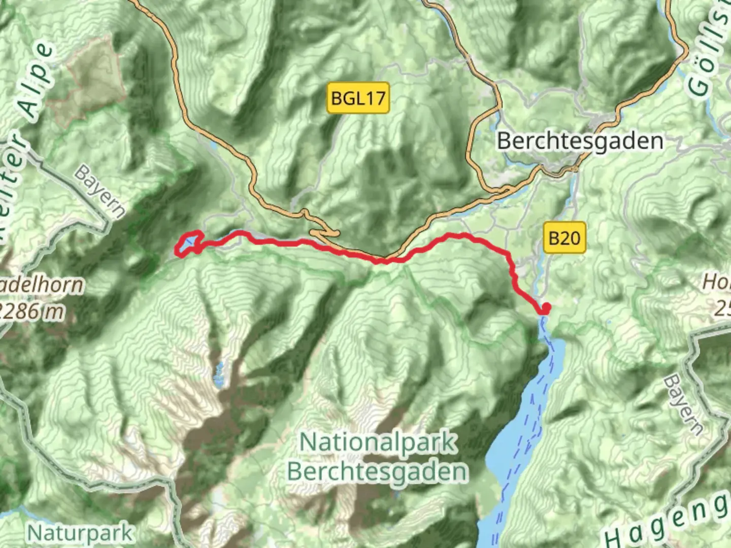 An image depicting the trail Konugssee to Hintersee Walk and its surrounding area.