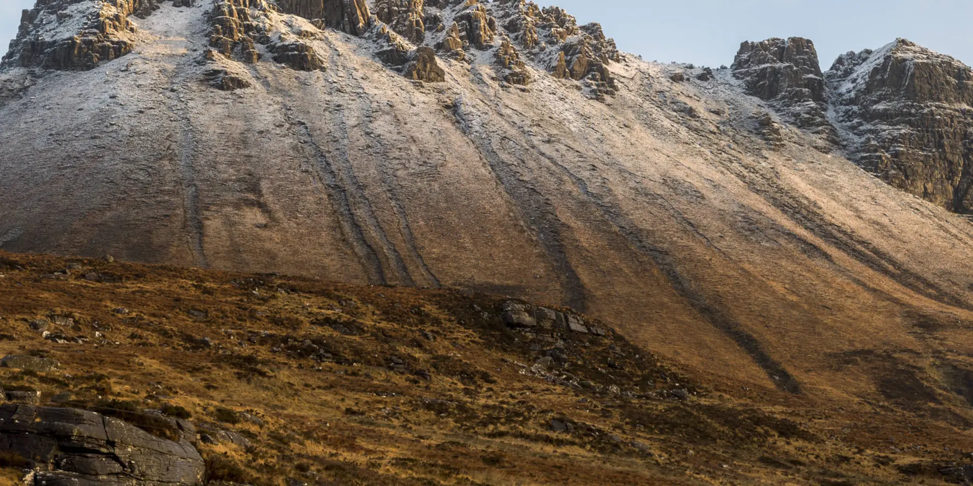An image depicting the trail Stac Pollaidh Ridge Loop and its surrounding area.