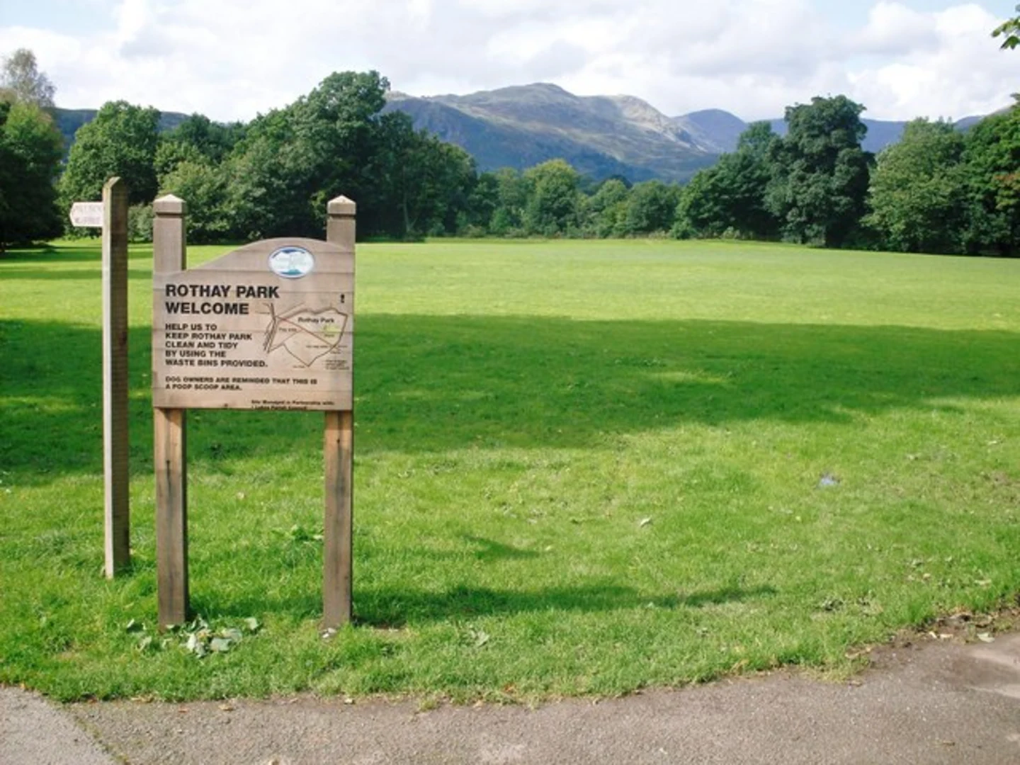 An image depicting the trail Miller Brow, Loughrigg Tarn and Crag Head Walk and its surrounding area.