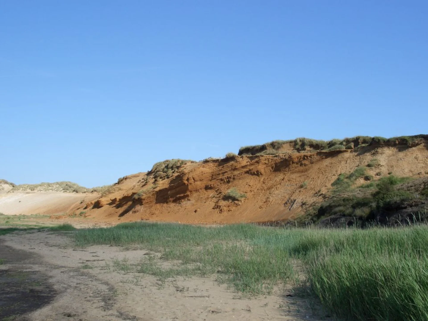 An image depicting the trail Keitum to Morsum via Morsum Kliff and its surrounding area.