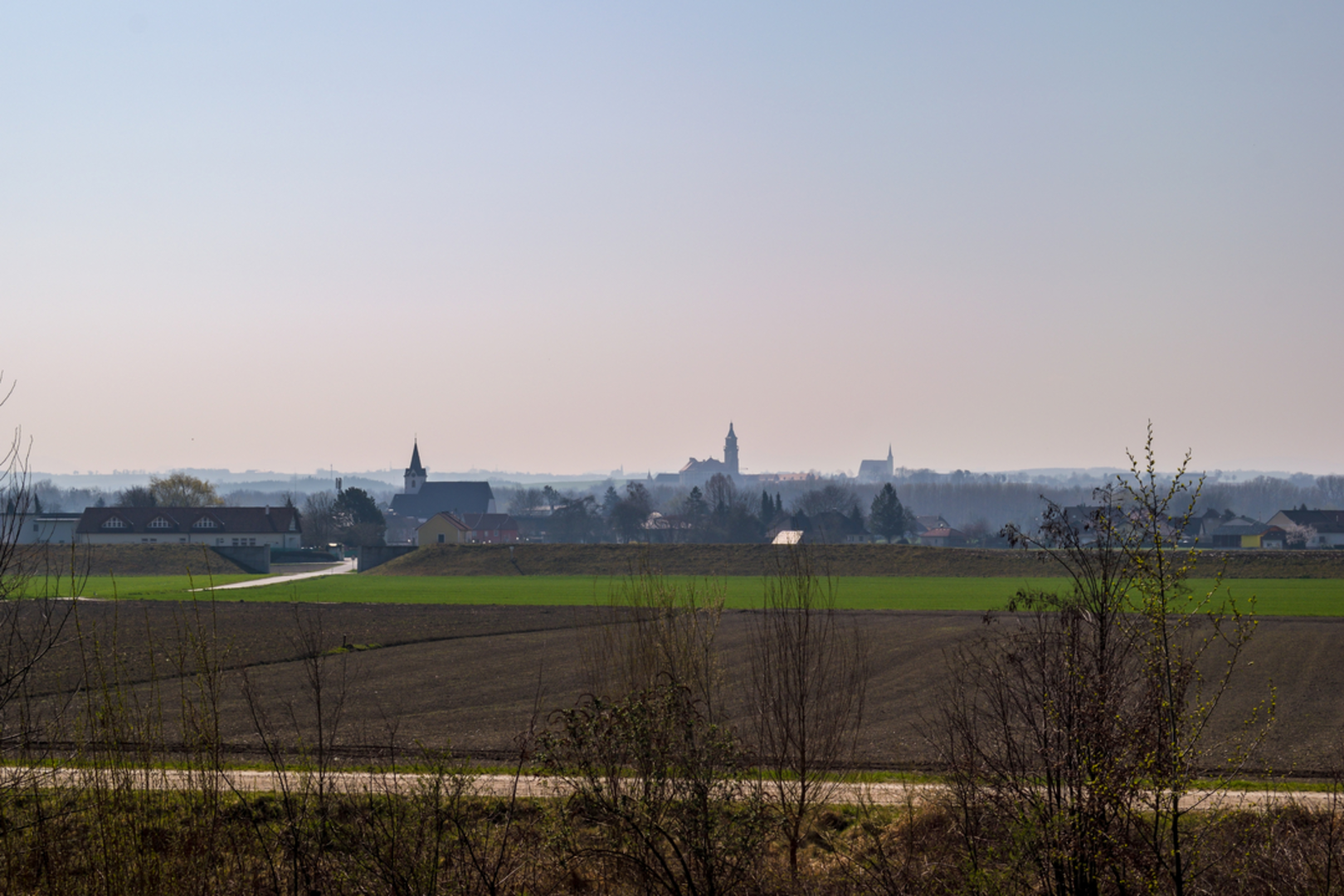 An image depicting the trail Mitterkirchen Teufelsweg Trail and its surrounding area.