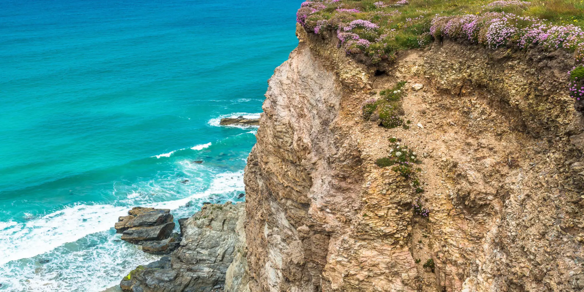 An image depicting the trail Beacon on the Coast Walk and its surrounding area.