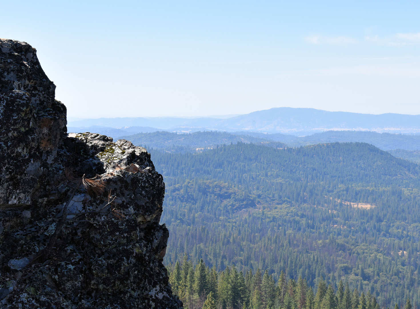 An image depicting the trail Cowell Creek, Cougar Rock and Arnold Rim - Sunset Loop Trail and its surrounding area.
