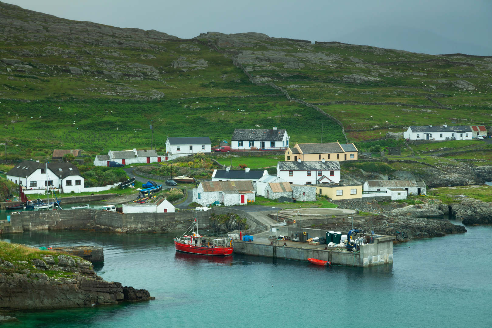 An image depicting the trail Inishturk - Lough Coolaknick Loop and its surrounding area.