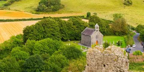 An image depicting the trail Oughaval Woods - Beech Way Walk and its surrounding area.