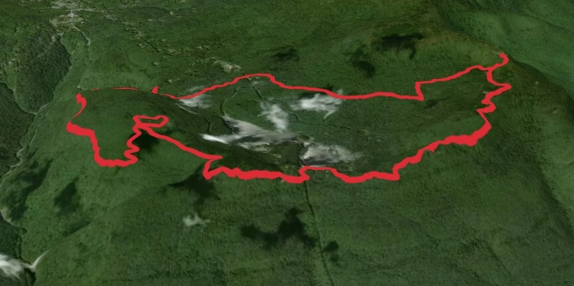 An image depicting the trail South Mountain and North and South Lake Loop via Escarpment Trail and its surrounding area.