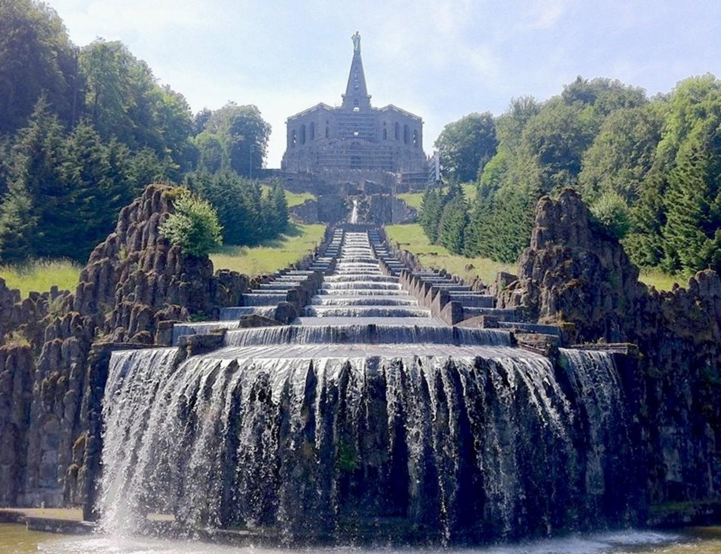 An image depicting the trail Wassertretstelle and Kassel Rundweg and its surrounding area.
