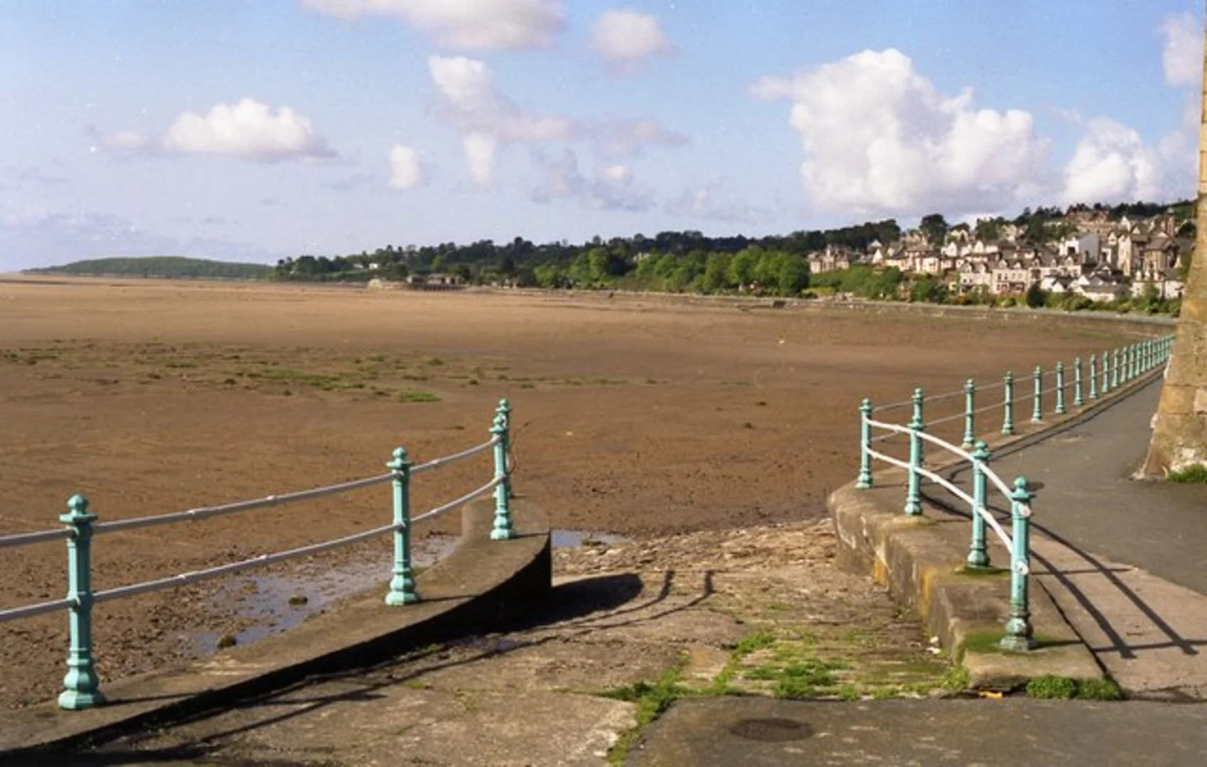 An image depicting the trail Grange-over-sands and Cumbria Coastal Way and its surrounding area.