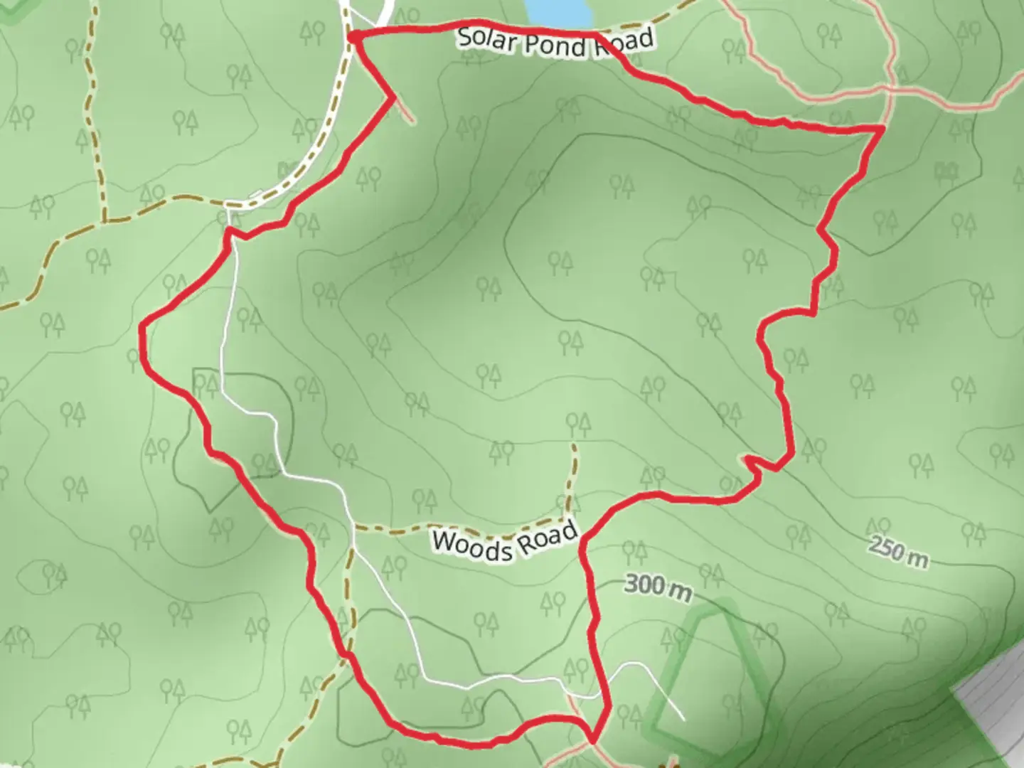An image depicting the trail Four Birds Trail - White and Fly Way Spur Trail - Orange Loop and its surrounding area.