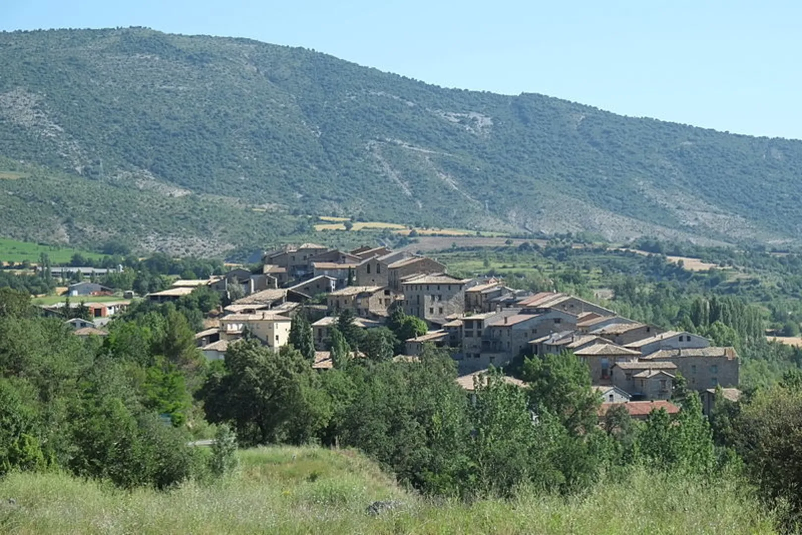 An image depicting the trail Ballabriga - La Pobla de Roda PR HU 123 and its surrounding area.