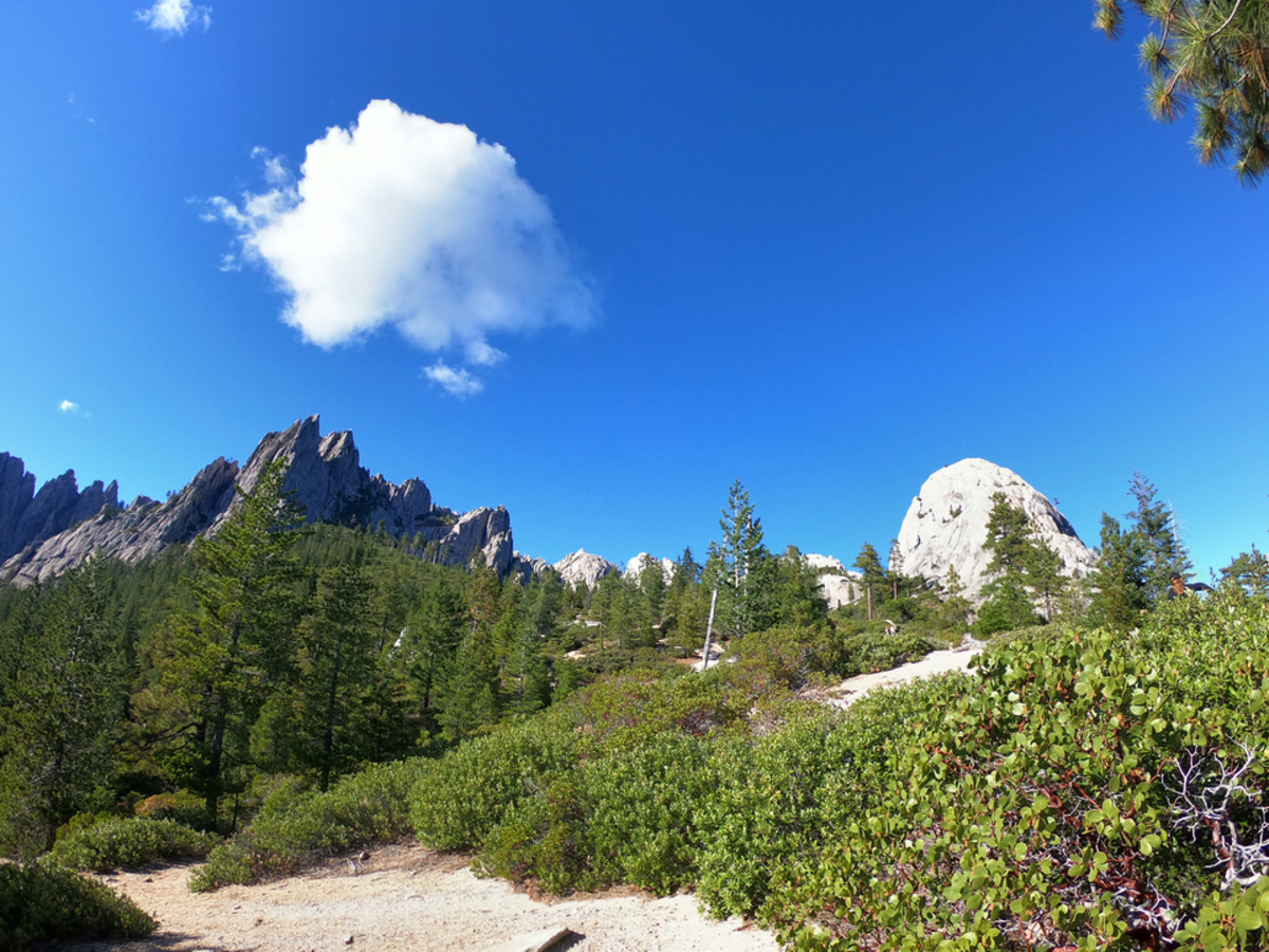 Castle Dome via Crags Trail