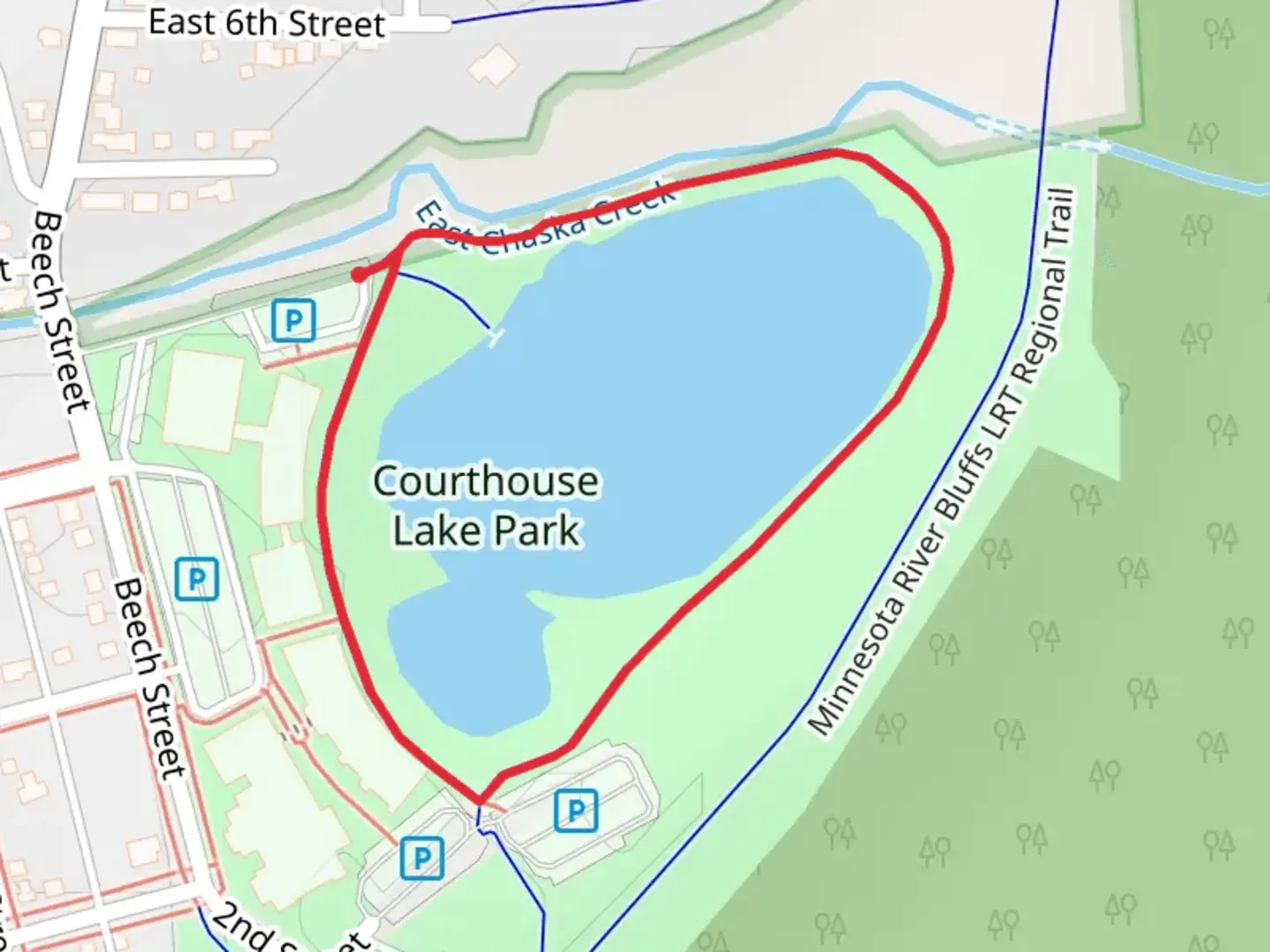 An image depicting the trail Courthouse Lake Loop and its surrounding area.