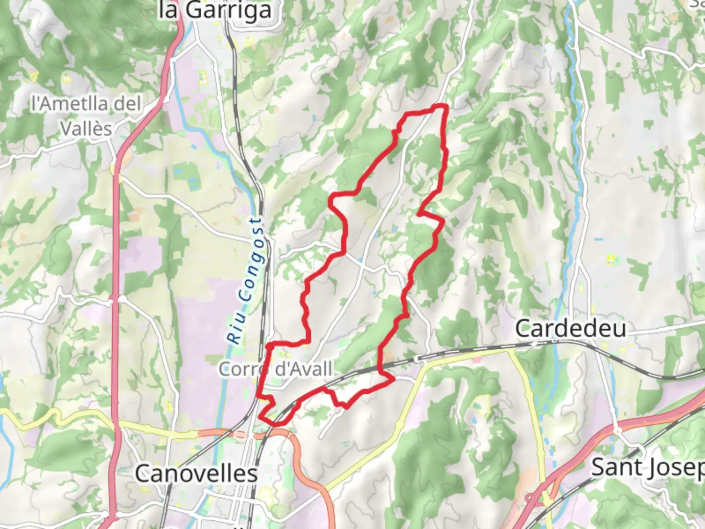 An image depicting the trail Les Franqueses trail PR C 142 and its surrounding area.