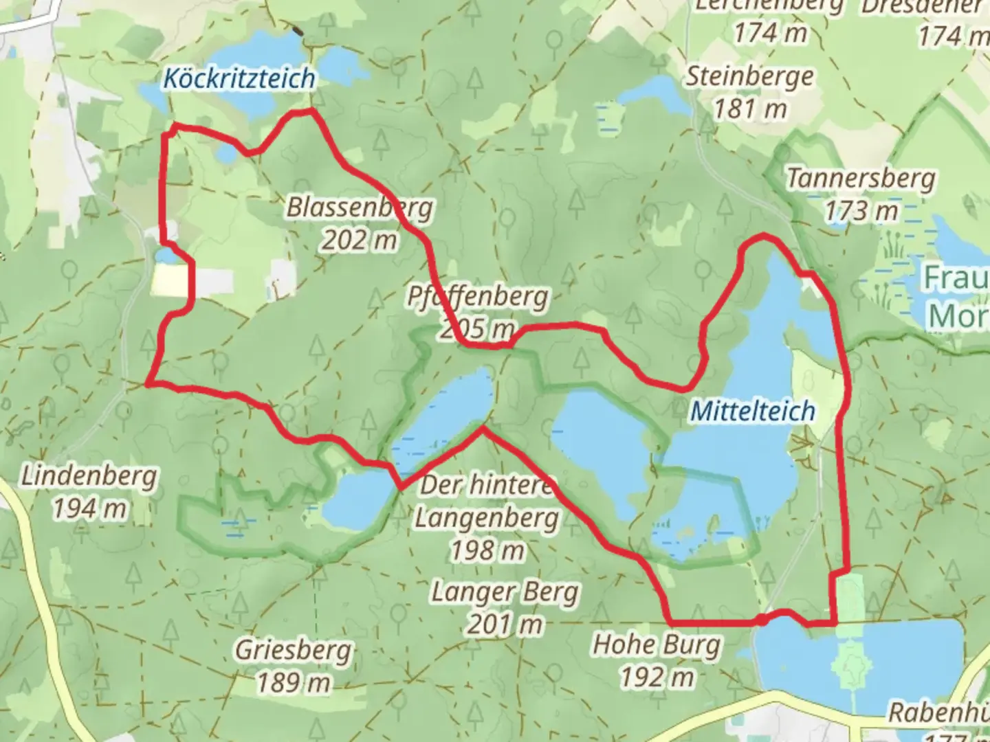 An image depicting the trail Mittelteich and Unterer Altenteich via Teiche Rundweg and its surrounding area.