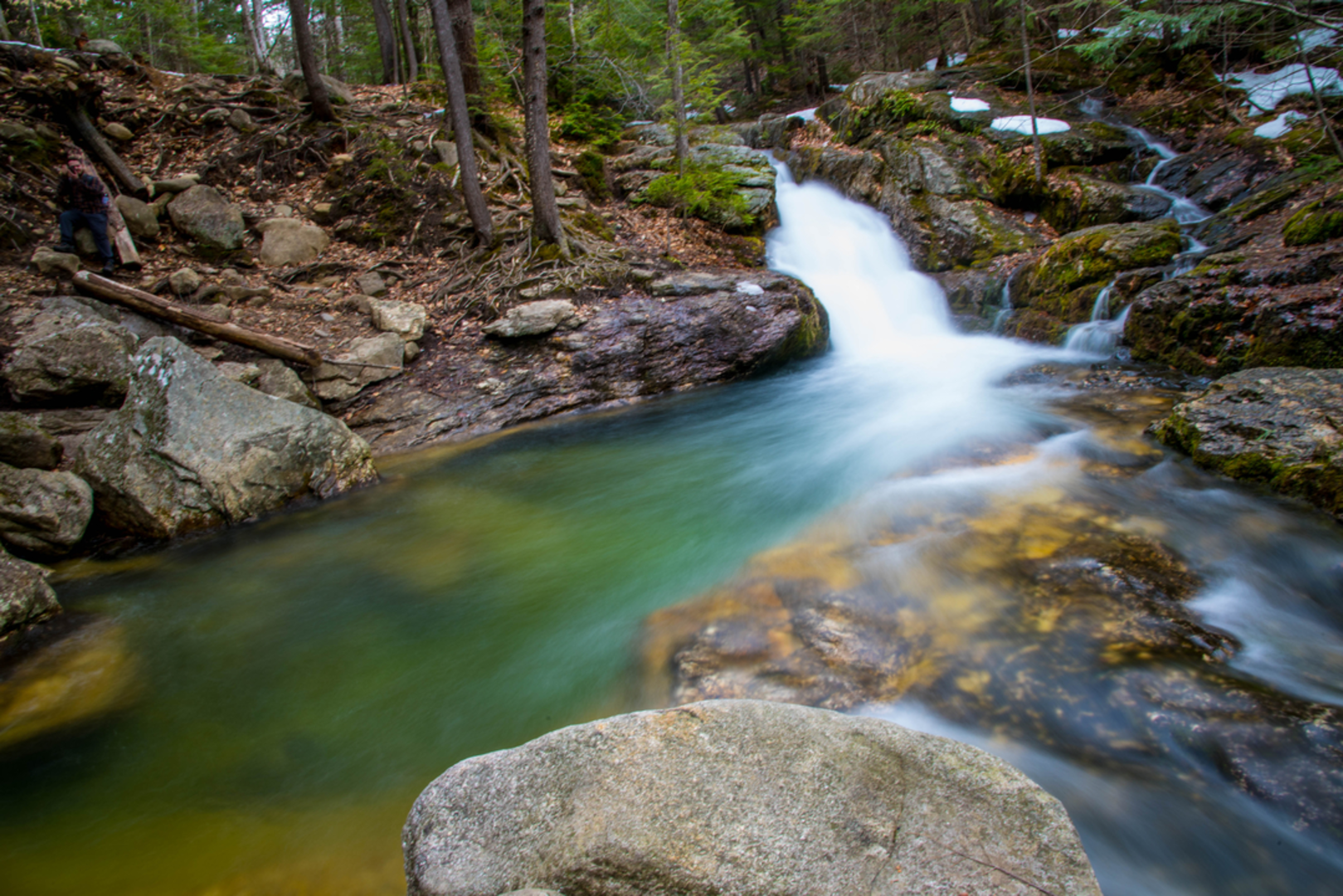 An image depicting the trail Eastern Mountain via Emerald Pool Trail and its surrounding area.