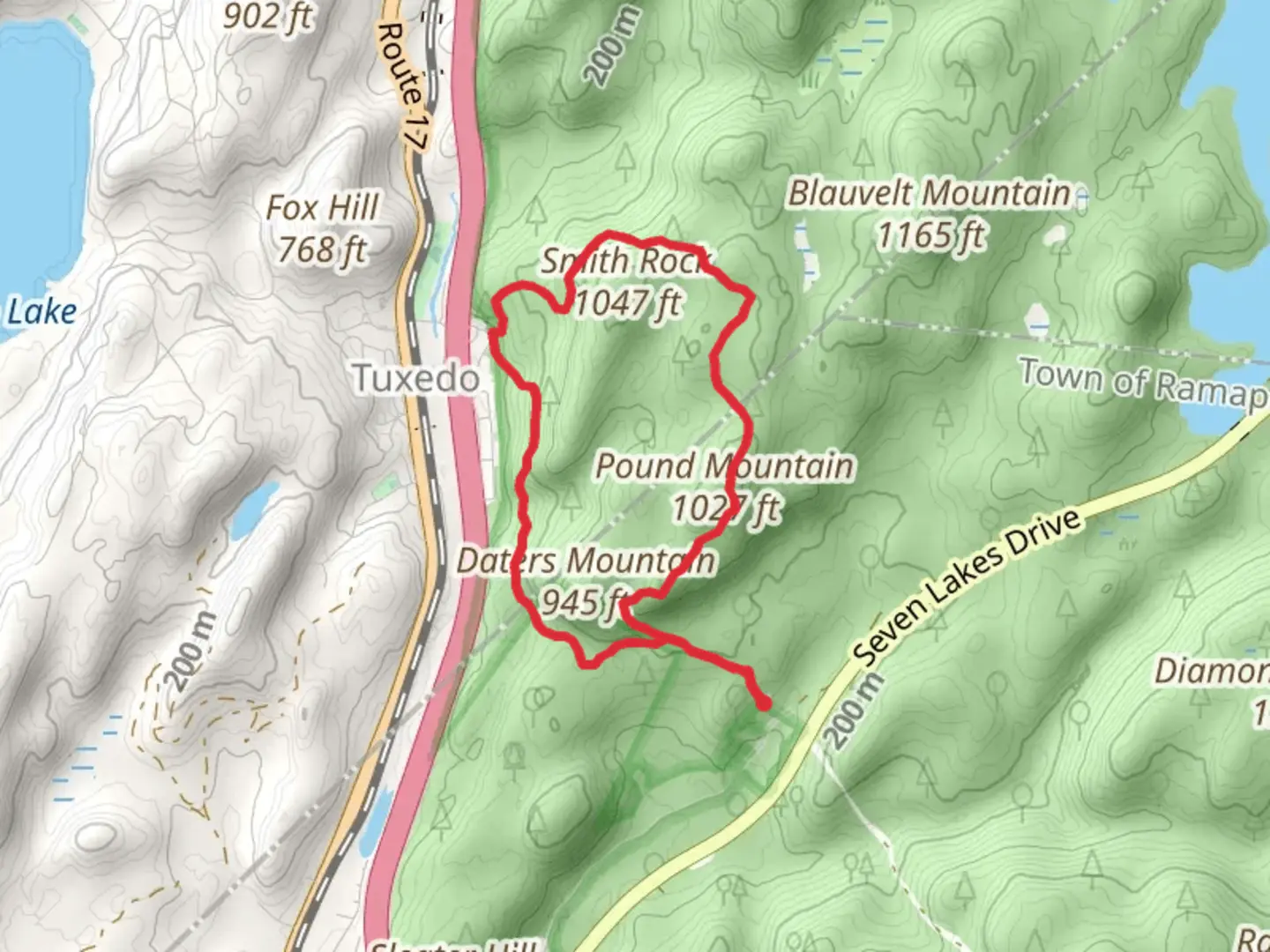 An image depicting the trail Pound Mountain and Smith Rock via Blue Disc Trail and its surrounding area.
